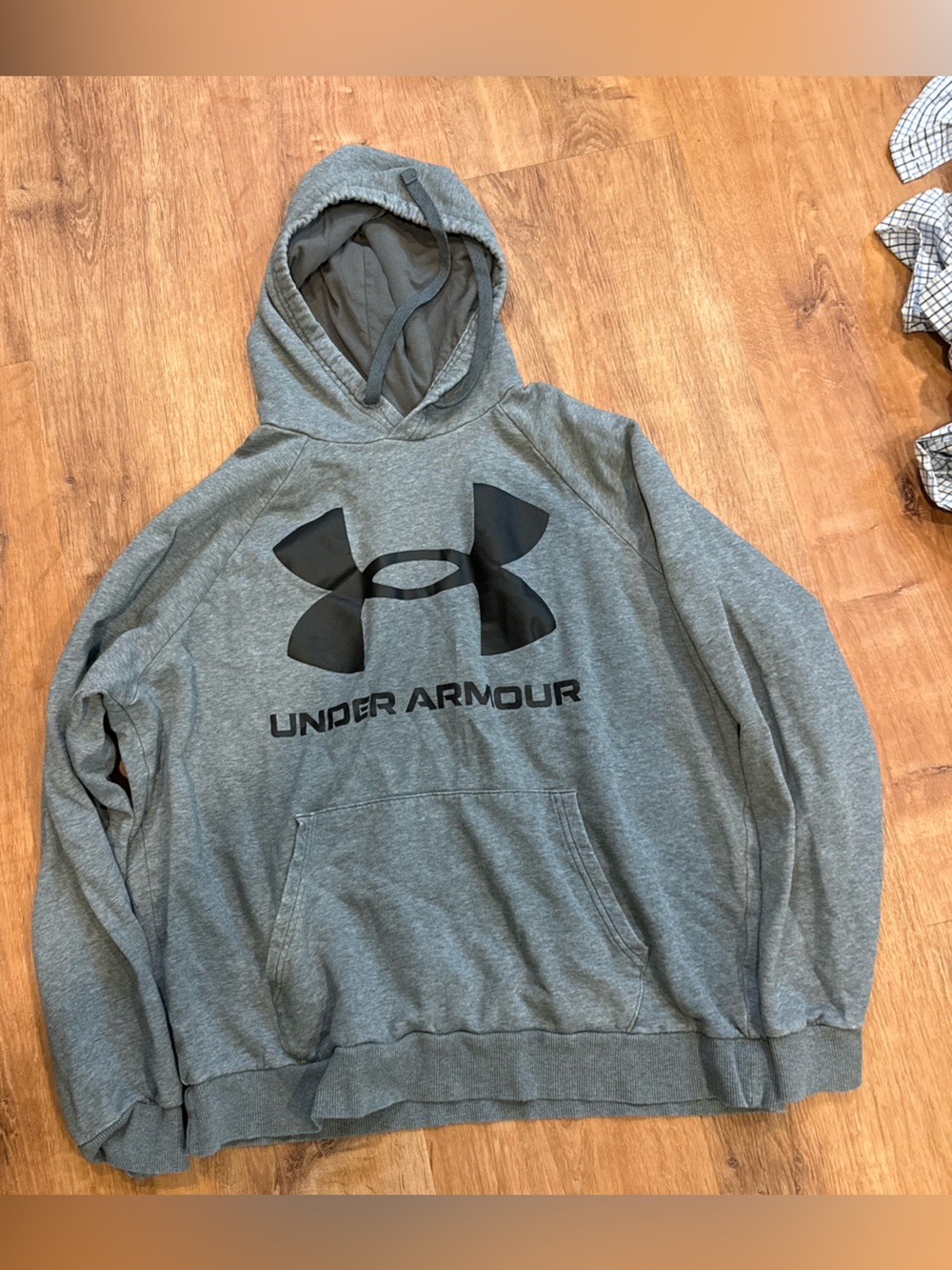 UnderArmor Gray Hooded Sweatshirt Men’s